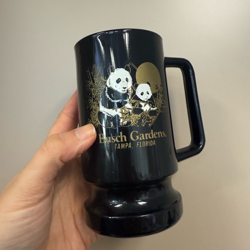 Vintage‎ Busch Gardens collectible mug